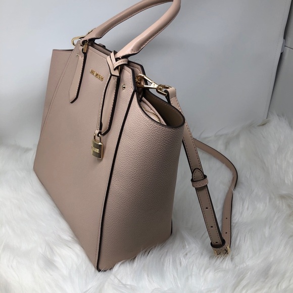 Michael Kors Leather Zip Crossbody Tote Bag - Picture 7 of 7